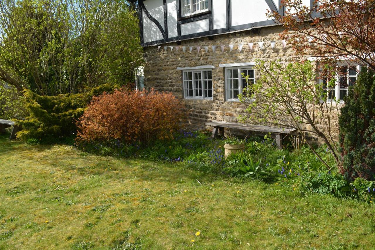 Bohemianbreezebreaks Thornton Dale Exterior foto